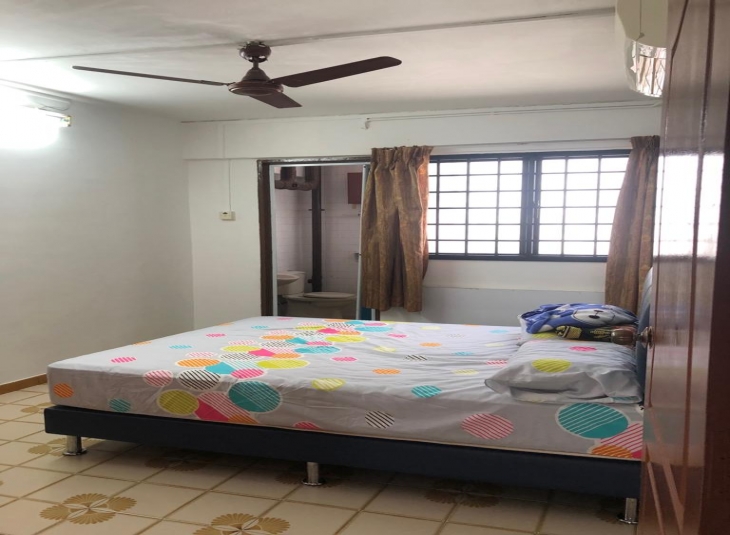 215 BUKIT BATOK STREET 21